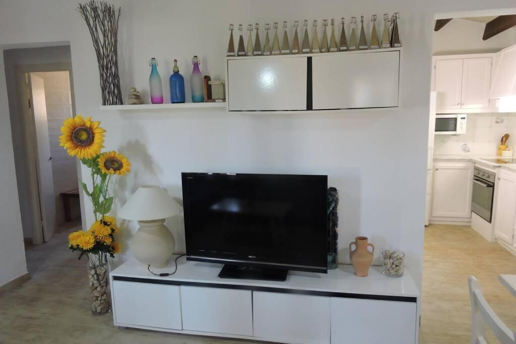 Chalet Cerca De La Playa Cala'N Bosch  Extérieur photo
